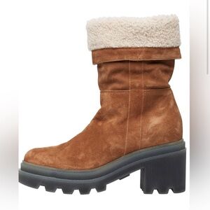 Voile Blanche Loden Genuine Shearling Bootie in Suede/Montone Women’s Size 6